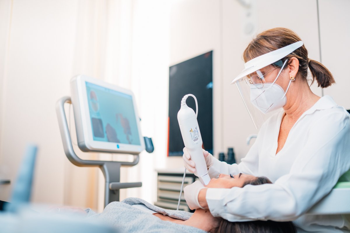 Ortodonzia fissa e Invisalign® a Faenza - Studio ABG